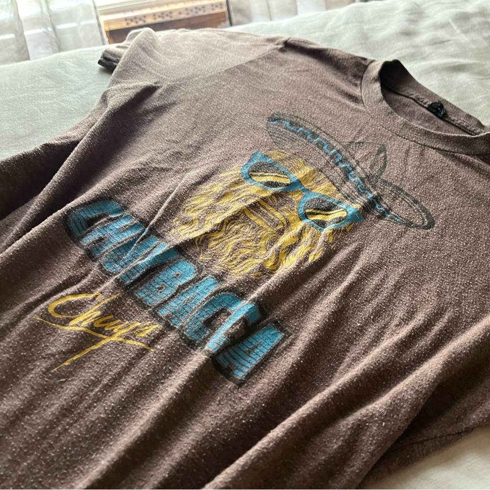 Chuybaca star wars size small tee